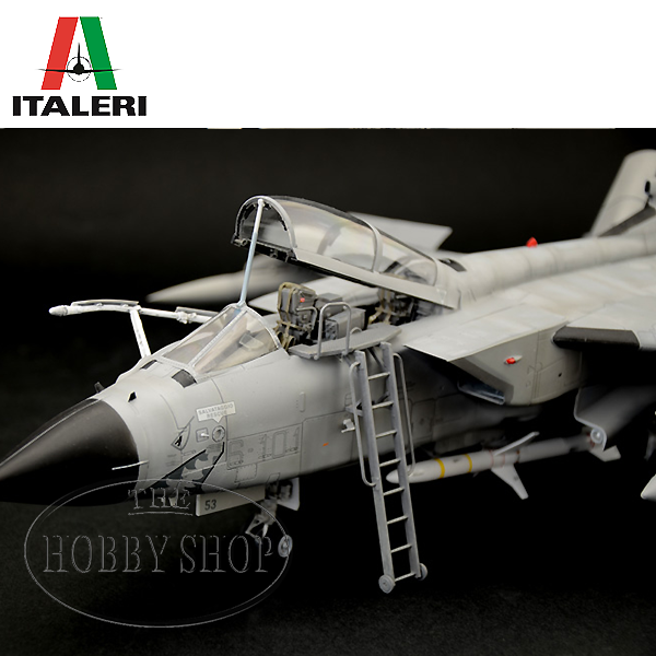 Italeri 1/32 Tornado ECR
