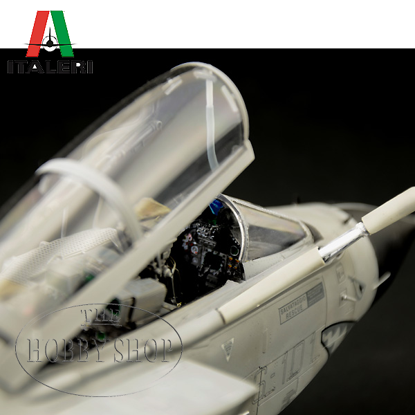 Italeri 1/32 Tornado ECR