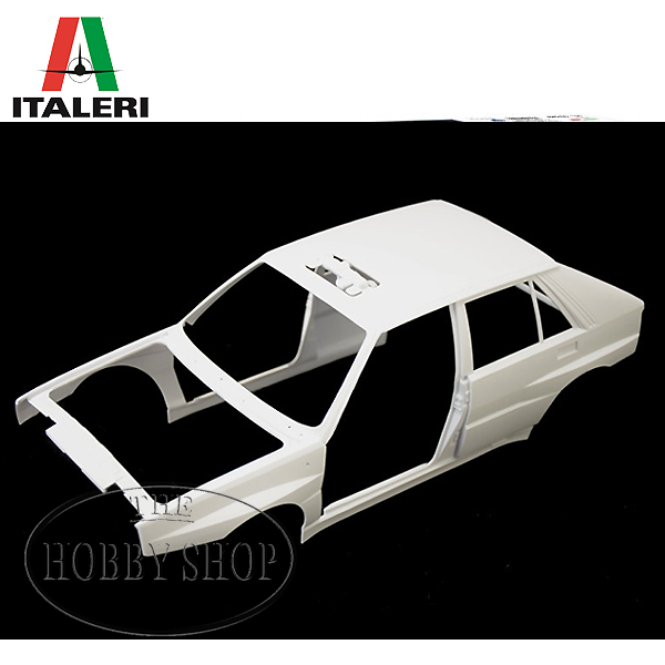 Italeri 1/12 Lancia Delta HF Integrale