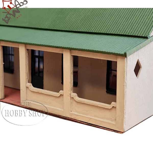 Lonwabo-MRS HO Karoo Farm House Medium