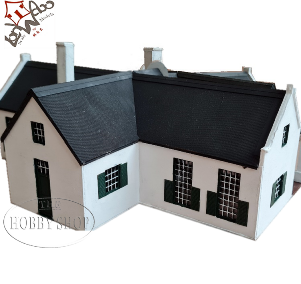 Lonwabo-MRS HO Karoo Farm House Medium