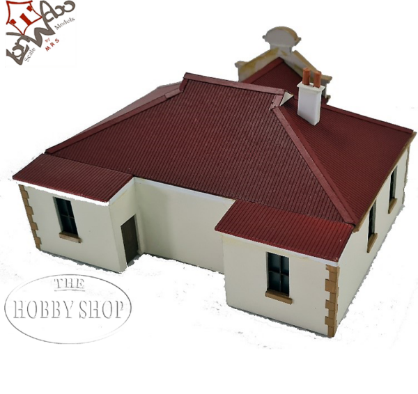 Lonwabo-MRS HO Karoo Farm House Medium
