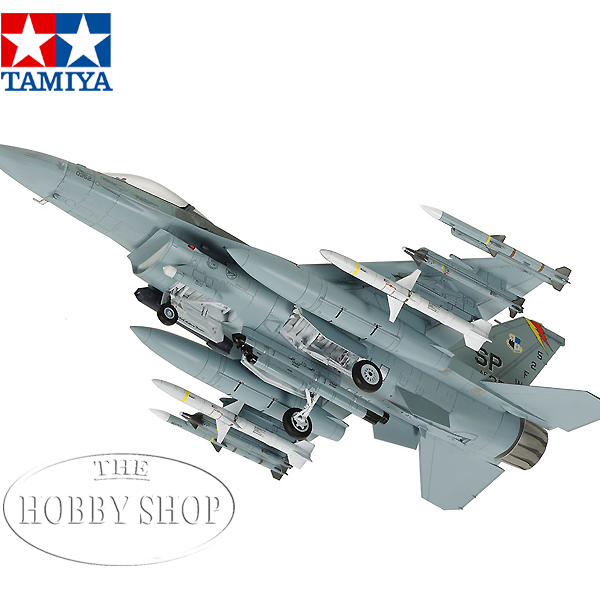 Tamiya 1/72 F-16CJ with Full Equipment Load