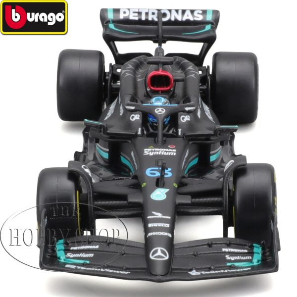 Burago 1/43 Mercedes AMG F1 W14 2023 Lewis Hamilton with Helmut