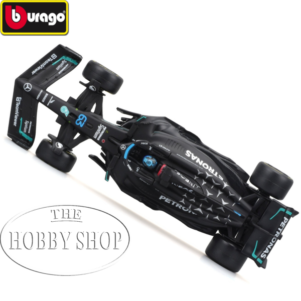 Burago 1/43 Mercedes AMG F1 W14 2023 Lewis Hamilton with Helmut