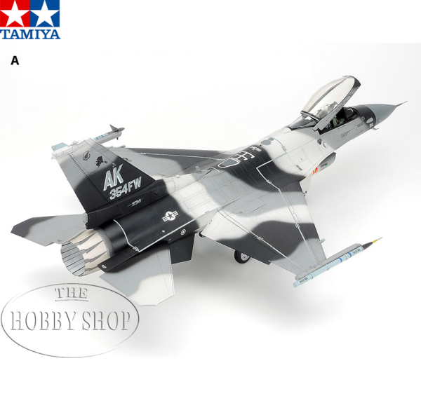 Tamiya 1/48 F-16CN Agressor Adversary Tamiya 1/48 F-16CN Agressor Adversary