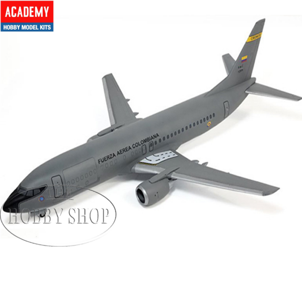 Academy 1/144 Boeing 737 Columbian Airforce