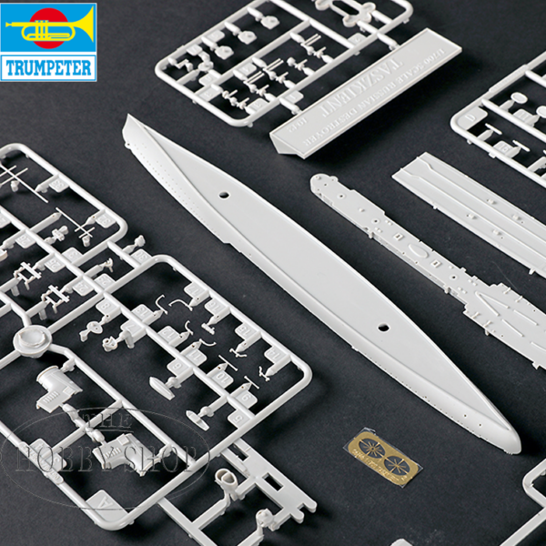 Trumpeter 1/700 Russian destroyer Taszkient 1942