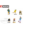 Noch HO Scateboarders