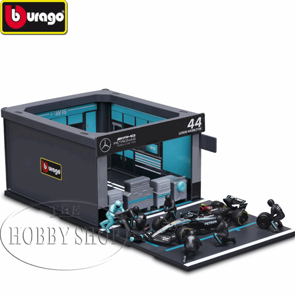 Burago 1/43 Mercedes F1 W15 2024 Pit Pass