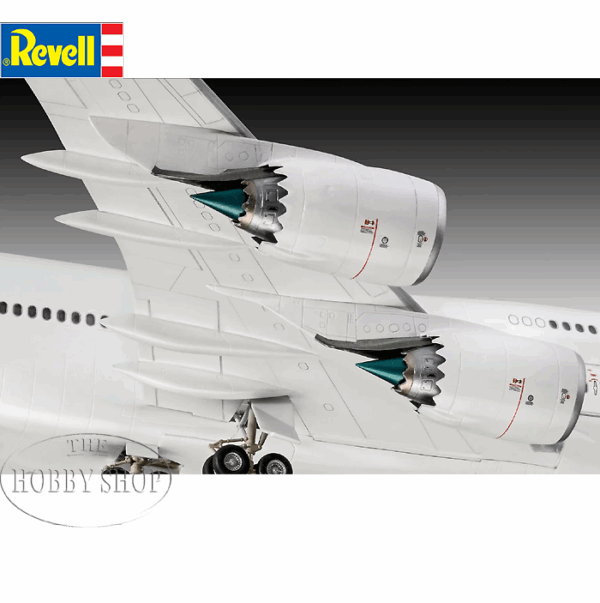 Revell 1/144 Boeing 747-8 Lufthansa New Livery
