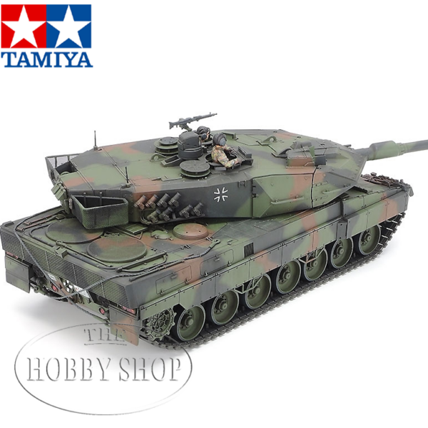 Tamiya 1/35 Leopard 2 A6 Main Battle Tank