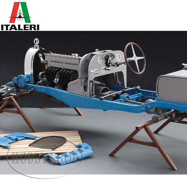 Italeri 1/12 Bugatti Type 35B 2 versions