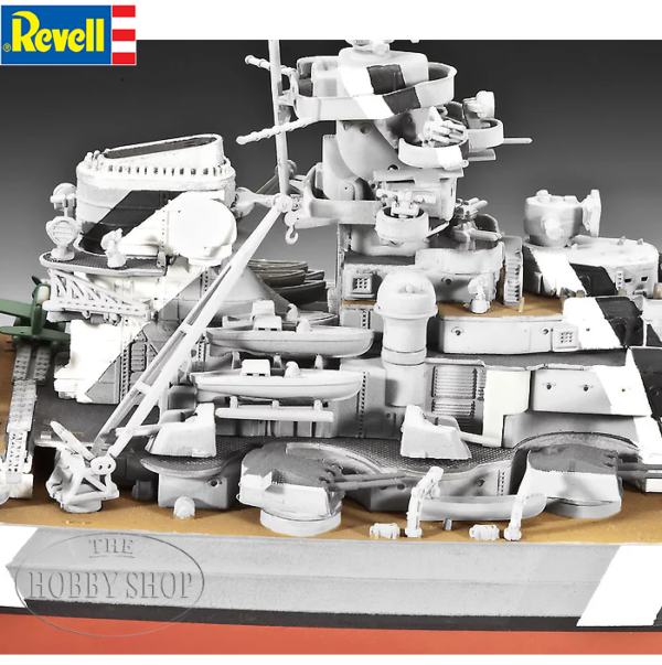 Revell 1/700 Bismarck Battleship