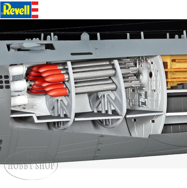 Revell 1/144 German Submarine Type XXI with Interior Revell 1/144 German Submarine Type XXI with Interior
